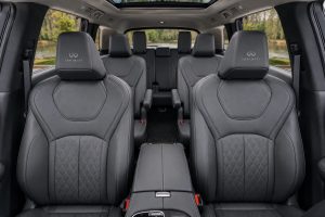 7 Passenger SUV Rental near SNA Auto Orange County Airport